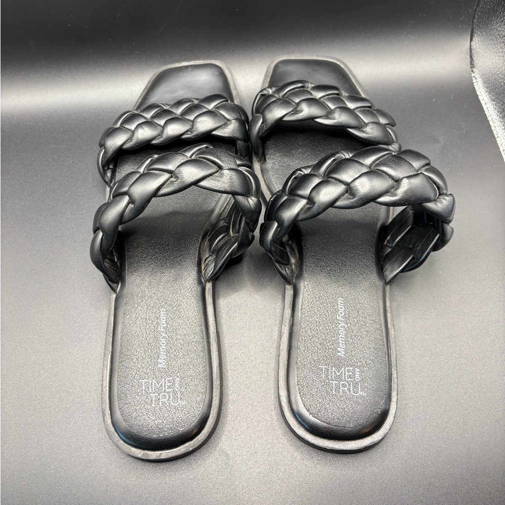 Time and Tru Women’s size 8 Braided Double Strap Slide Sandals in black - Picture 4 of 6